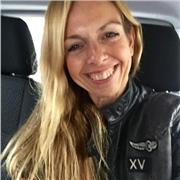 Carmen: nativa inglesa da clases de inglés, a grupos o particulares. Aprobarás tu examen y/o mejorarás mucho conmigo